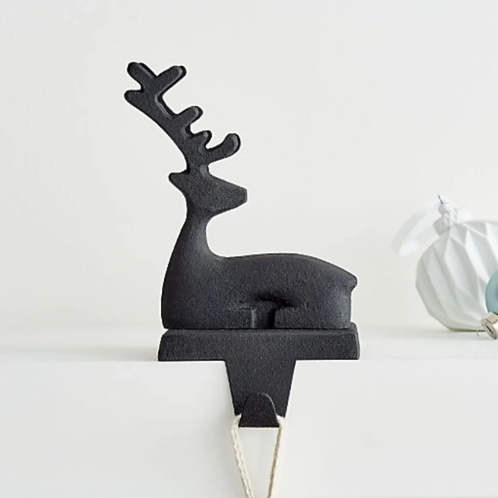 New! 🖤🦌🖤Crate&Barrel Zinc Sitting Reindeer Holiday Stocking Holder